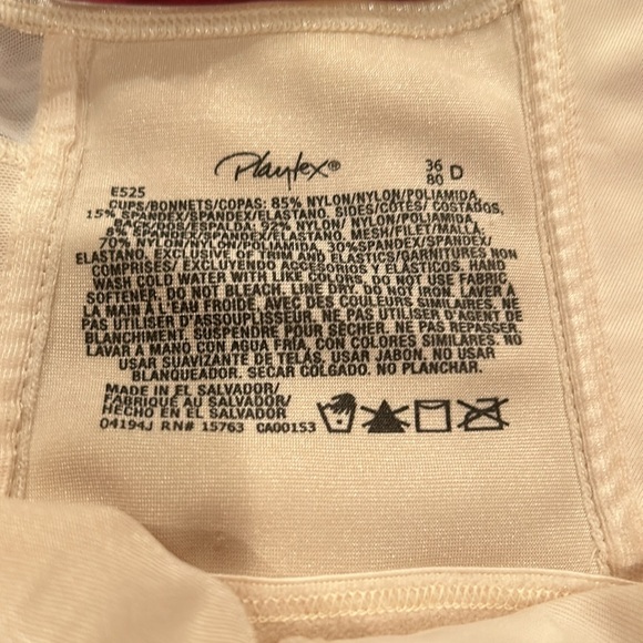 Playtex 36D 18 Hour Front Closure Bra - 6 Hook, Extra Back Support & Side Seams - Picture 6 of 8